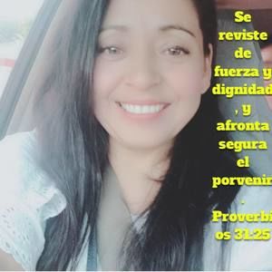 Meet your Posher, Lilia leonor